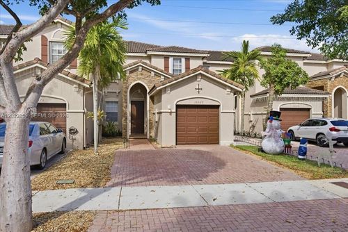 15369 Sw 8th Ln, Miami, FL, 33194-2729 | Card Image