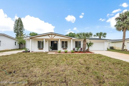 124 Uranus Court, Indialantic, FL, 32903 | Card Image