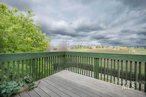 306 Gambels Ln, Moscow, ID, 83843-8212 | Card Image