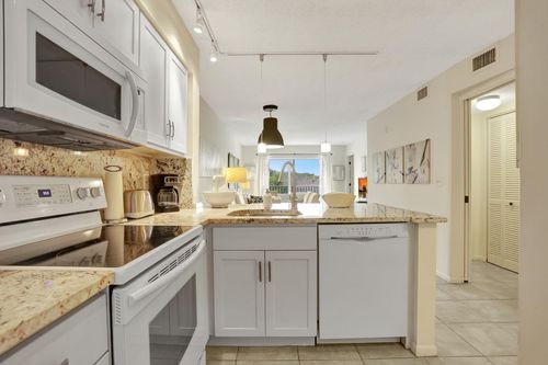 apt-306-2230 N Cypress Bend Dr, Pompano Beach, FL, 33069-4497 | Card Image