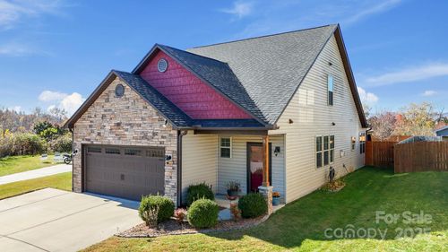 28 S River Rd, Fletcher, NC, 28732-0149 | Card Image