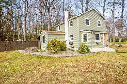 85 City View Blvd, Westfield, MA, 01085-4004 | Card Image