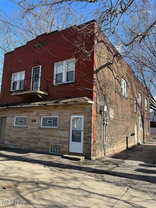 15634 Kipling Ave, Cleveland, OH, 44110-3236 | Card Image