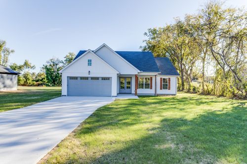 458 Sherwood Dr, Mcminnville, TN, 37110-6132 | Card Image