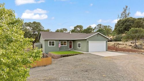 25 Gleness Dr, Oroville, CA, 95966-9423 | Card Image