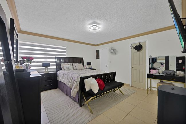 APT-207 - 4670 W 13 Th Ln, Condo with 3 bedrooms, 2 bathrooms and null parking in Hialeah FL | Image 8
