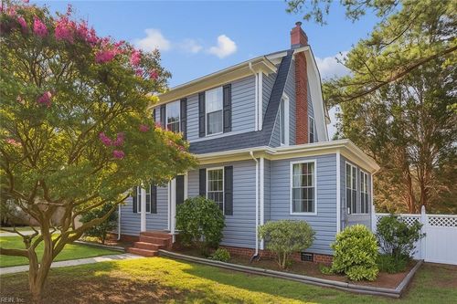 2410 Seaford Rd, Seaford, VA, 23696-2561 | Card Image