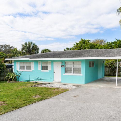 8531 Sunset Dr, Palm Beach Gardens, FL, 33410-6238 | Card Image