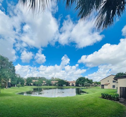 apt-d-3966 Cocoplum Cir, Coconut Creek, FL, 33063-5957 | Card Image