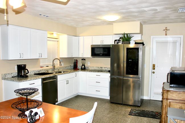 139 W Laila Dr, House other with 3 bedrooms, 2 bathrooms and null parking in W Melbourne FL | Image 7