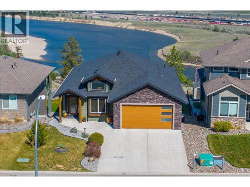 2190 Doubletree Cres, Kamloops, BC, V2B0G8 | Card Image