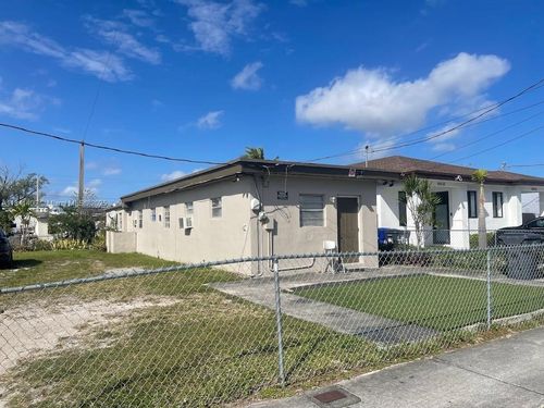 3-4015 Sw 19th St, West Park, FL, 33023-3409 | Card Image