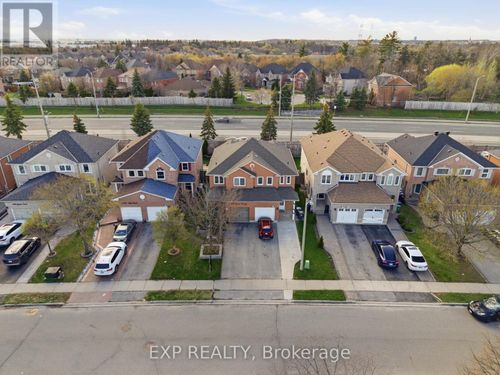 1386 Quest Cir, Mississauga, ON, L5N8B5 | Card Image