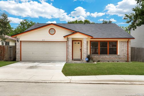 8131 Bent Meadow Dr, Converse, TX, 78109-3338 | Card Image