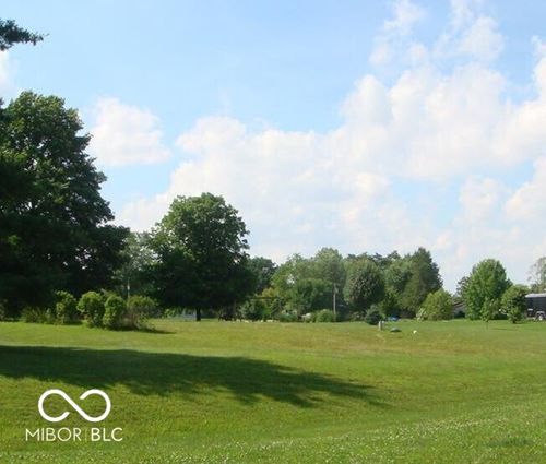 616 W Santee Dr, Greensburg, IN, 47240-7828 | Card Image