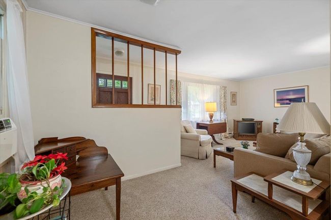241 Hampton St, House other with 3 bedrooms, 1 bathrooms and null parking in Sag Harbor NY | Image 9