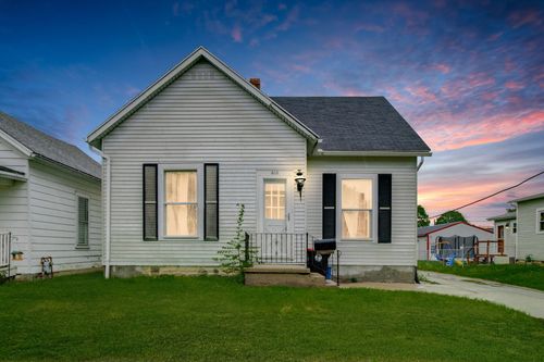 608 W Pearl St, Wapakoneta, OH, 45895-1818 | Card Image