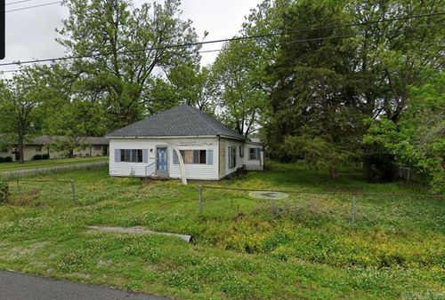 324 E Hazel St, Walnut Ridge, AR, 72476-2923 | Card Image