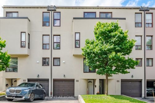 8-24 Reid Dr, Mississauga, ON, L5M2A6 | Card Image