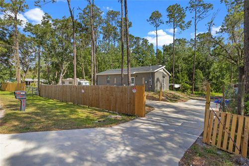1611 Creekwood Run, LAKELAND, FL, 33809-1150 | Card Image
