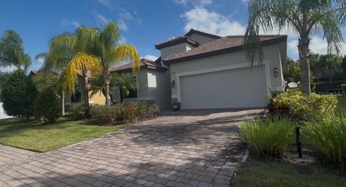 8044 Rio Bella Pl, UNIVERSITY PARK, FL, 34201-2210 | Card Image