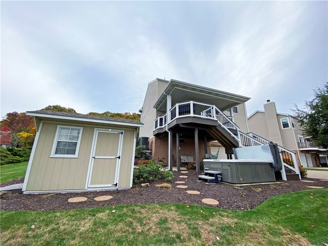 Rear view of home. | Image 32