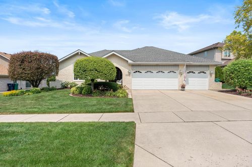 17500 Brook Hill Dr, Orland Park, IL, 60467-7582 | Card Image