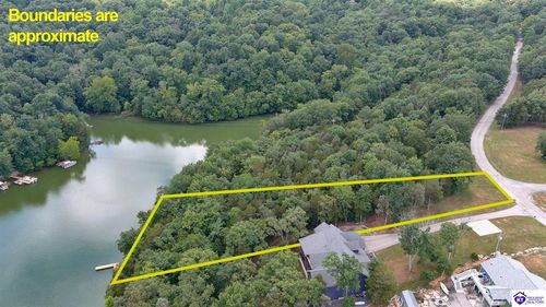 20 Doe Valley Pkwy, Brandenburg, KY, 40108 | Card Image
