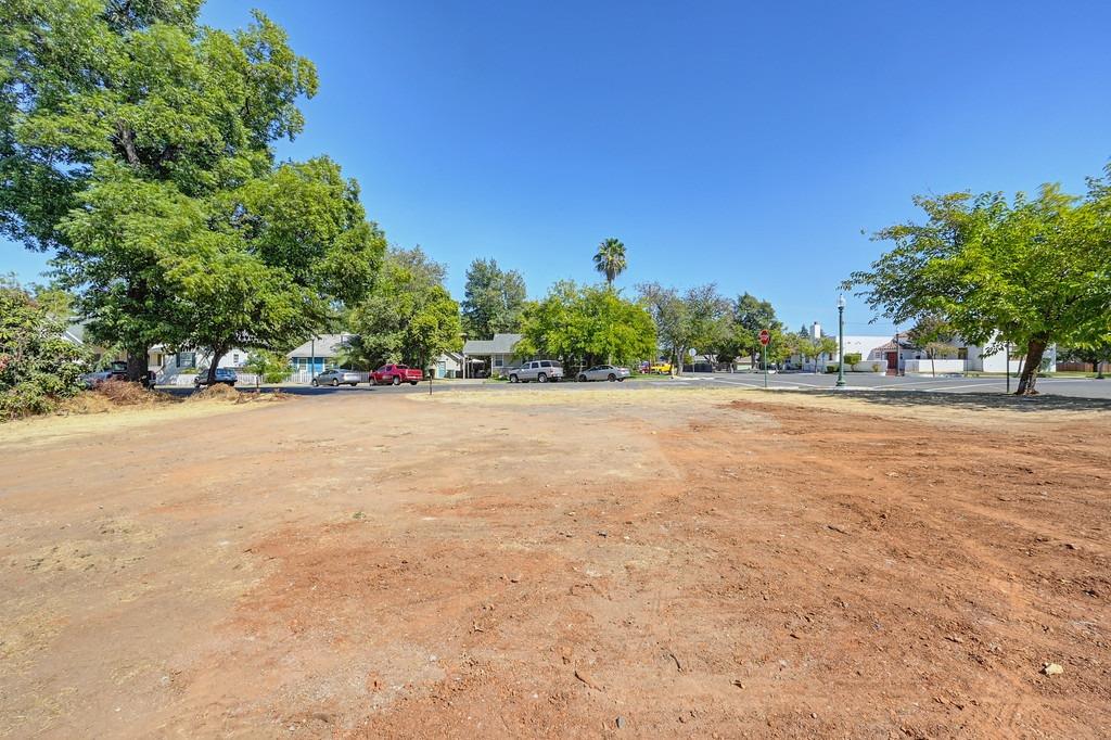 Land in Lincoln 5