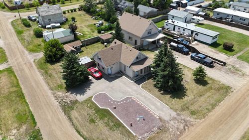 328 6 Ave N, Champion, AB, T0L0R0 | Card Image