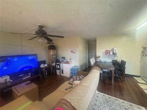 a312-94-099 Waipahu St, Waipahu, HI, 96797-1746 | Card Image