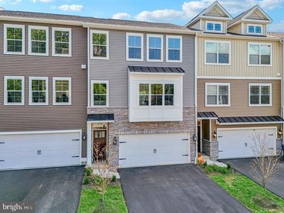 4793 #12 Hogan Drive, Townhouse with 3 bedrooms, 2 bathrooms and null parking in WILMINGTON DE | Image 1