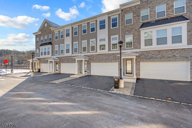 6 Coogan Ct, Townhouse with 3 bedrooms, 3 bathrooms and null parking in Morris Plains NJ | Image 30