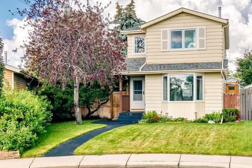 224 Erin Dale Pl Se, Calgary, AB, T2B2R7 | Card Image