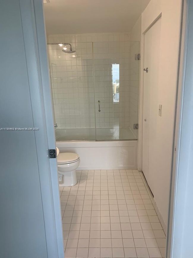 APT-1805 - 10 Sw South River Dr, Condo with 1 bedrooms, 1 bathrooms and null parking in Miami FL | Image 5