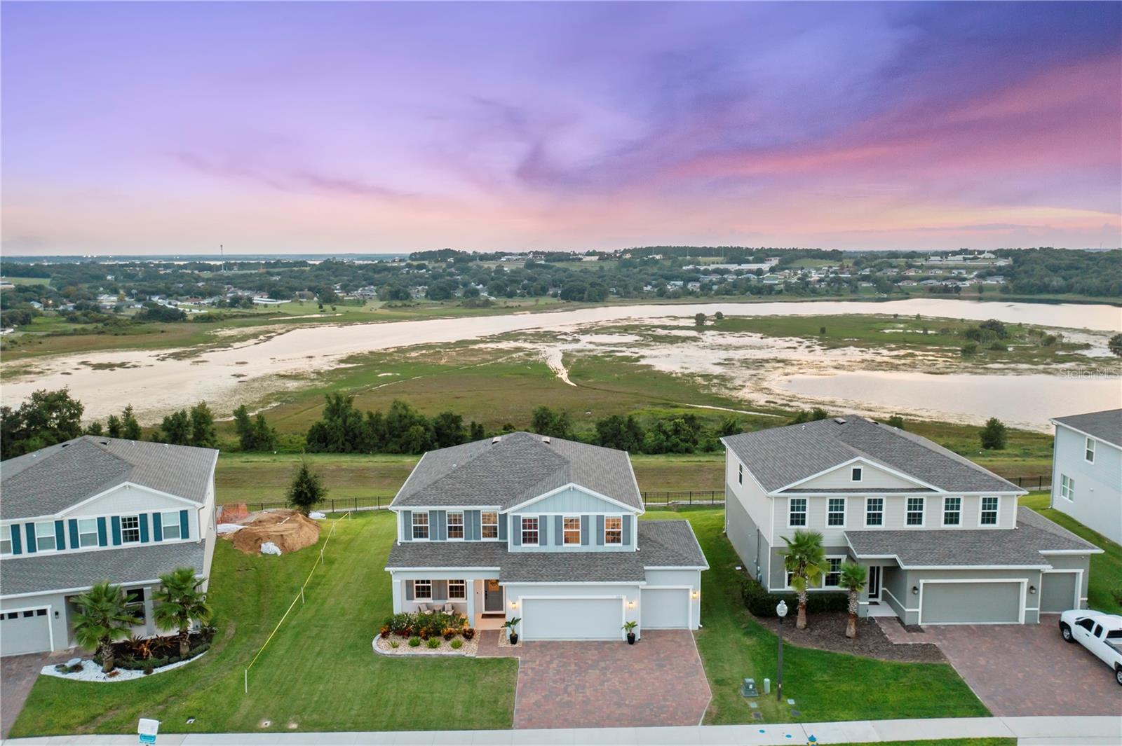 Hill Point St, Minneola, FL 34715