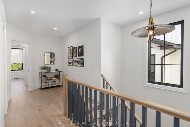 271 Codrington St, House other with 4 bedrooms, 5 bathrooms and 2 parking in Barrie ON | Image 20