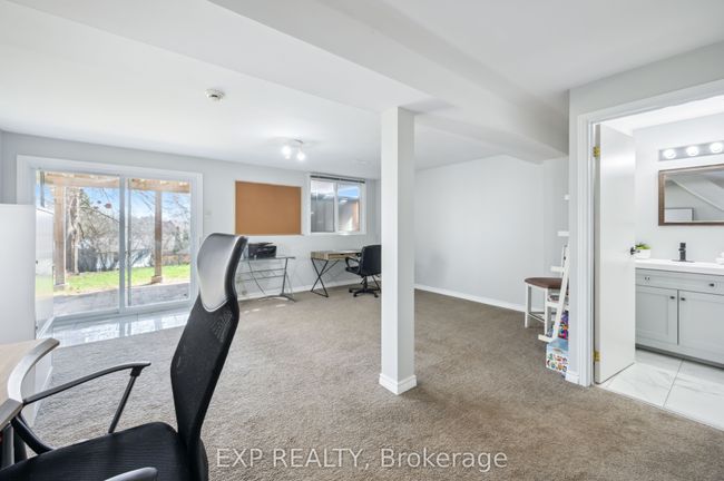 116 Dinison Cres, House attached with 3 bedrooms, 2 bathrooms and 3 parking in Kitchener ON | Image 18