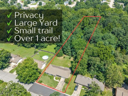 2709 Pine Dr, COLUMBIA, MO, 65202-2139 | Card Image