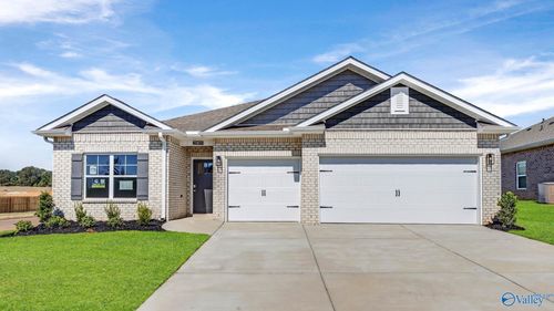 28059 Saddle Springs Dr Nw, Madison, AL, 35756-7008 | Card Image