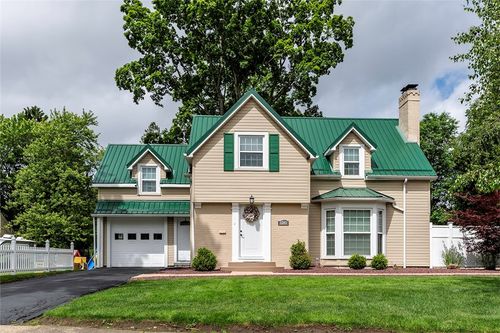 1283 Ashton Rd, Sharon, PA, 16146-3626 | Card Image
