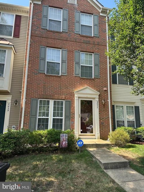 2077 Stargrass Ct, WOODBRIDGE, VA, 22192-2959 | Card Image