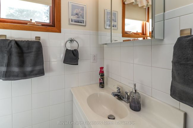 3 48 Th St N, House other with 2 bedrooms, 2 bathrooms and 4 parking in Wasaga Beach ON | Image 40