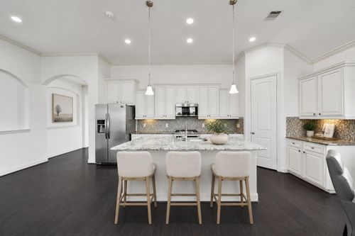 11030 Sarah Bluff Ln, Cypress, TX, 77433-5278 | Card Image