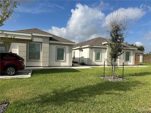 7703 N 58th Ln, Mission, TX, 78573-8256 | Card Image