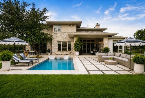 495 Bunker Ranch Blvd, Dripping Springs, TX, 78620-2163 | Card Image