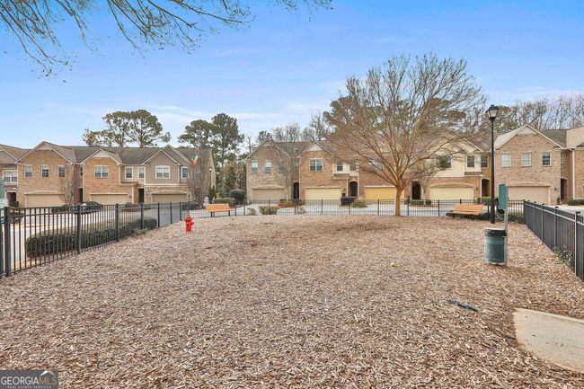 1568 Lenox Overlook Rd Ne, Townhouse with 3 bedrooms, 3 bathrooms and null parking in Brookhaven GA | Image 34