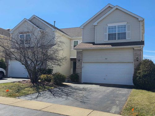 906 Cynthia Ln, Lake In The Hills, IL, 60156-4931 | Card Image