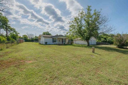 205 Lincoln, Carney, OK, 74832 | Card Image