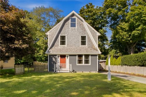 22 Bernard Ave, Barrington, RI, 02806-2257 | Card Image